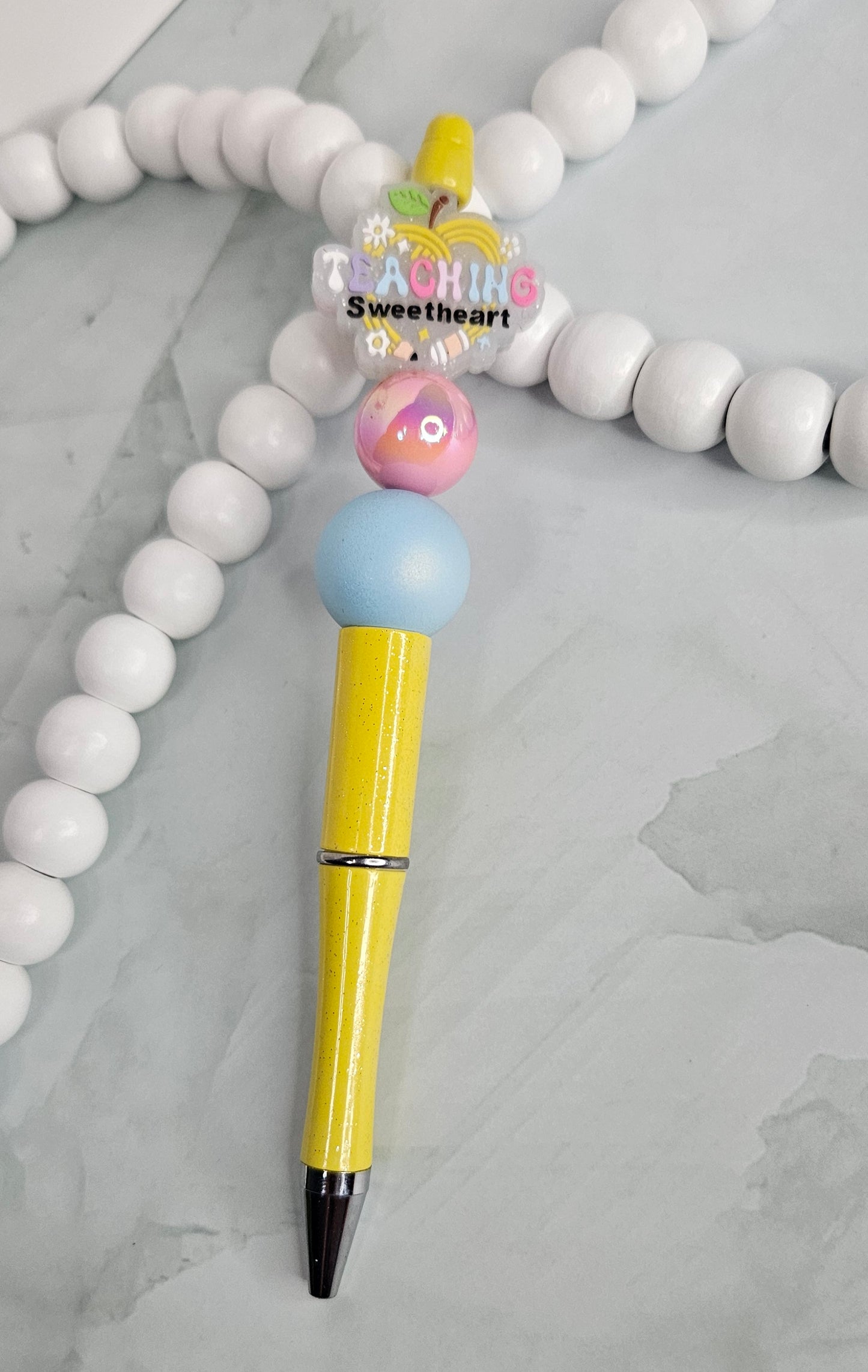 Inspired by those who leave a mark/ Inspirados en quienes dejan huella