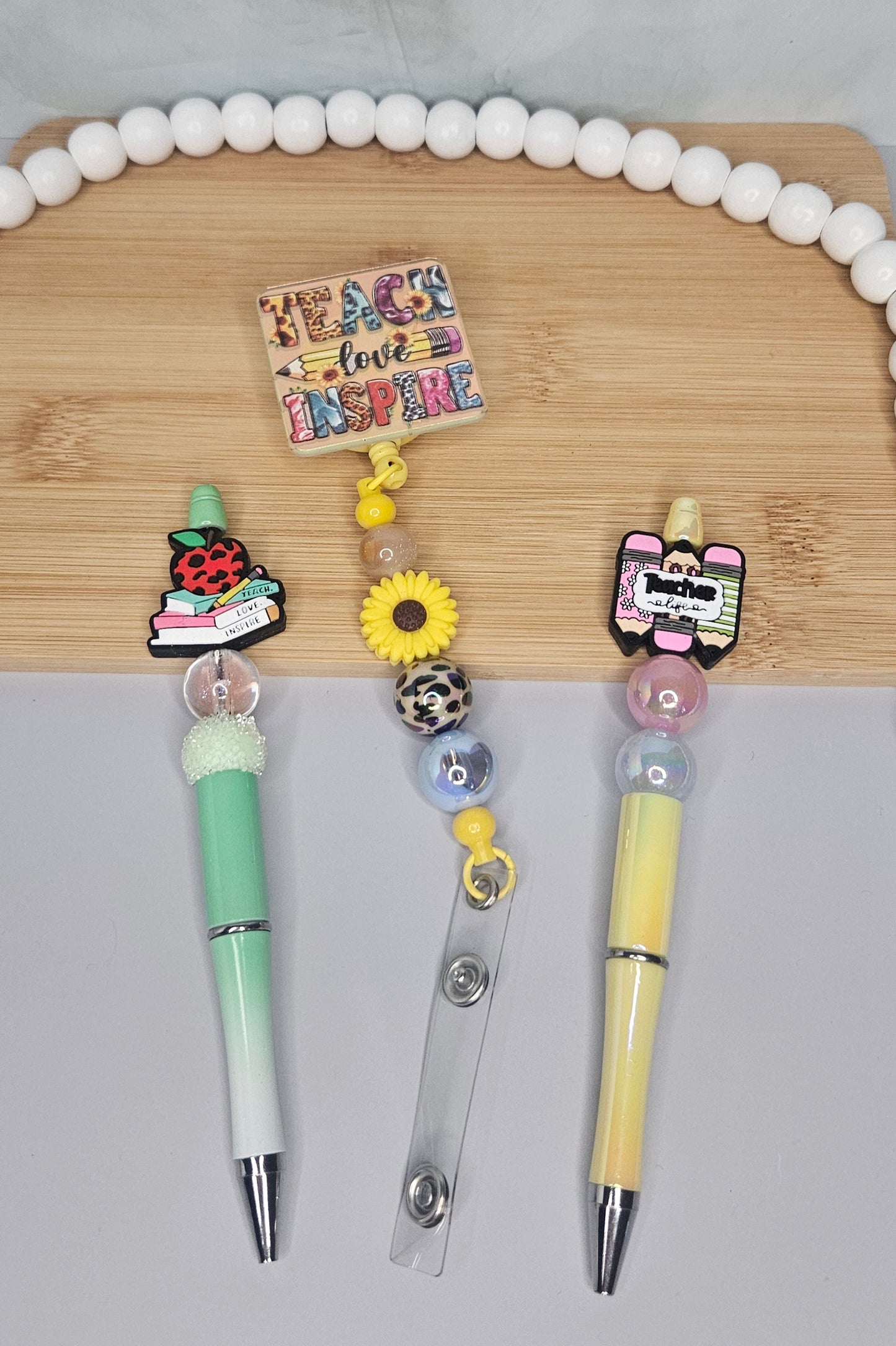 Teach Love Inspire Sun Flower/ Enseña Ama Inspira Girasol