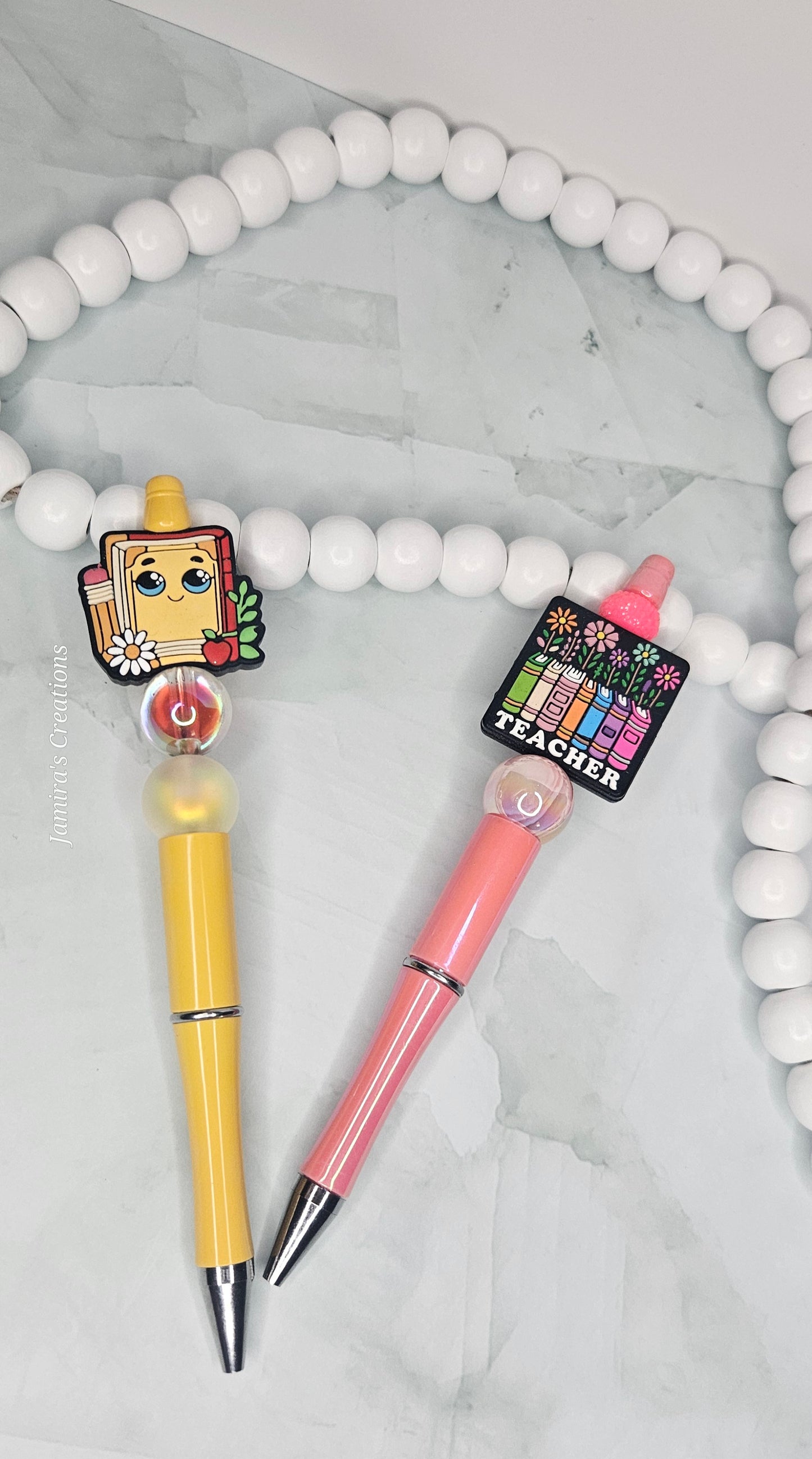 Made to teach in style/ Hechos para enseñar con estilo