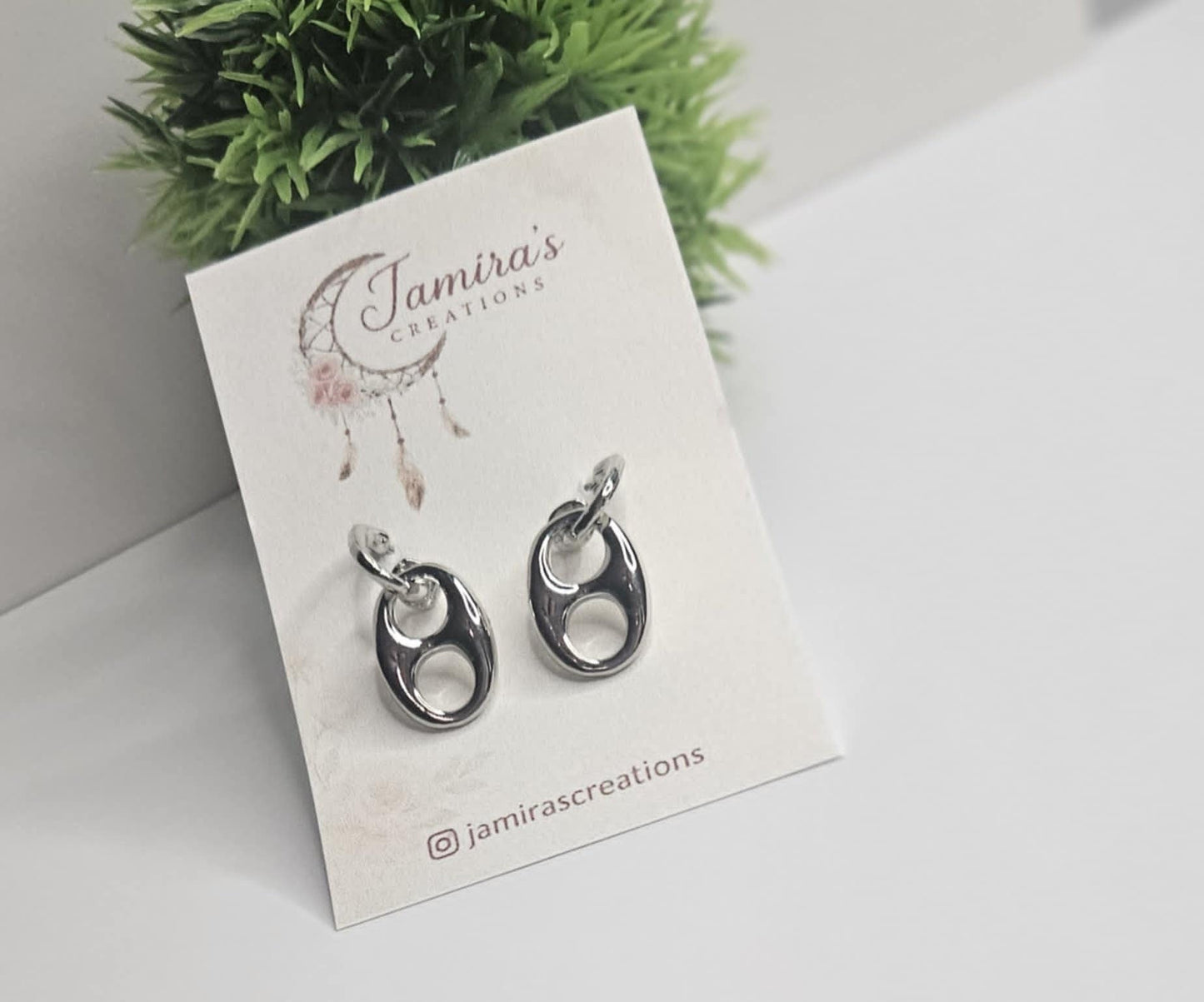 Style with a Chic Twist/ Estilo con un toque chic